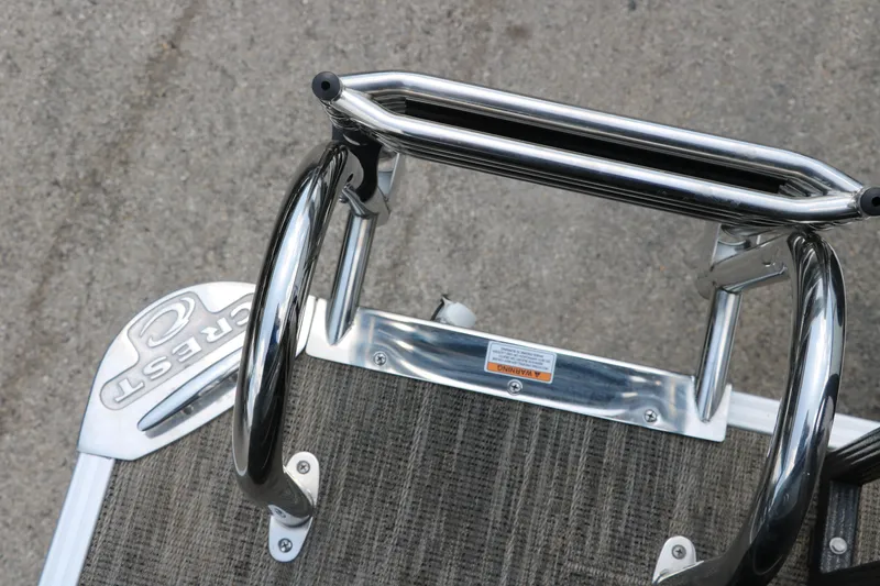 Slide: The Image of Stainless steel ladder on 2022 Crest Classic Fish 220 boat. - 35