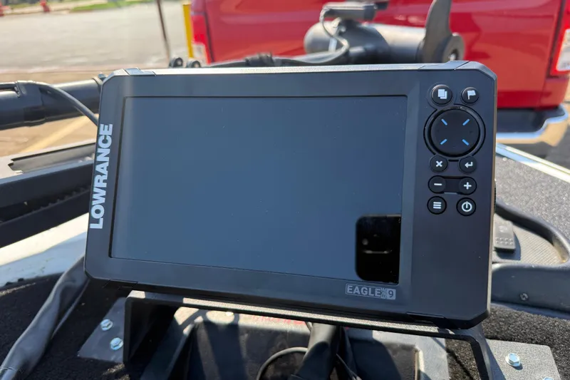 Slide: The Image of Lowrance Eagle 9 fishfinder on 2004 Skeeter ZX250 boat dashboard. - 25