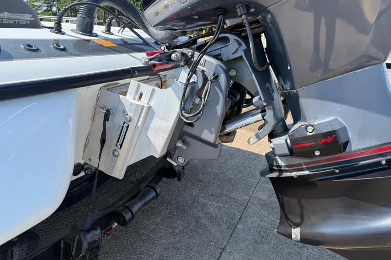 Skeeter Boats ZX250 2004 - Marine Source