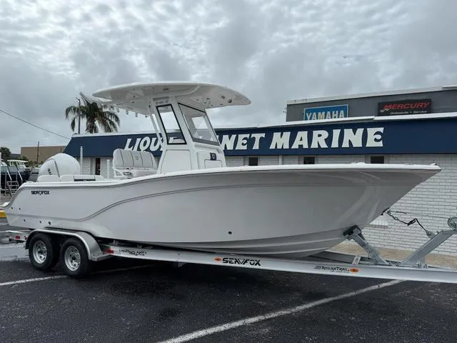 Slide: The Image of Sea Fox 248 Commander 2025 - 3