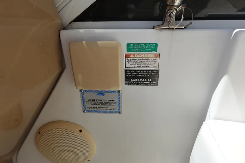 Slide: The Image of Carver 396 Aft Cabin Motor Yacht 2004 - 102