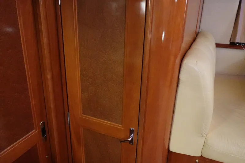 Slide: The Image of Carver 396 Aft Cabin Motor Yacht 2004 - 71