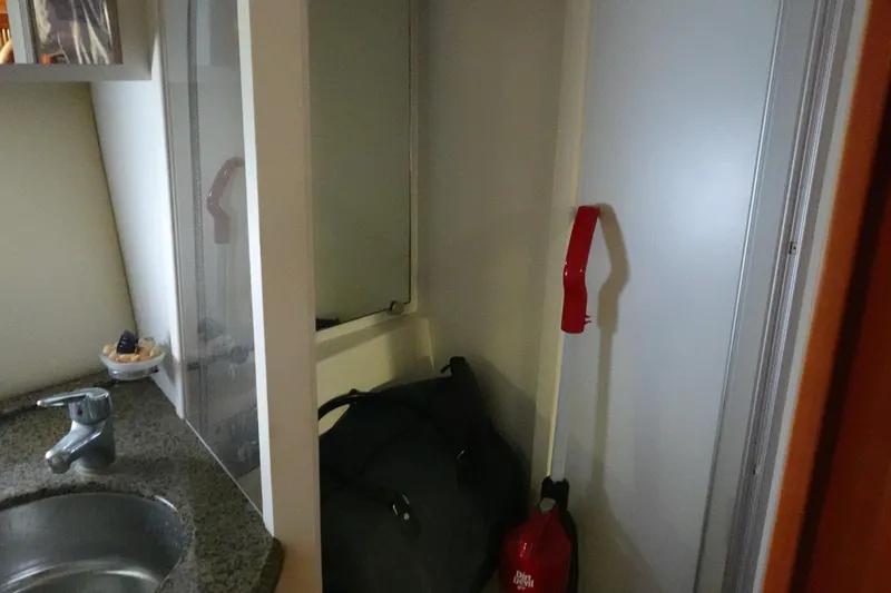 Slide: The Image of Carver 396 Aft Cabin Motor Yacht 2004 - 72