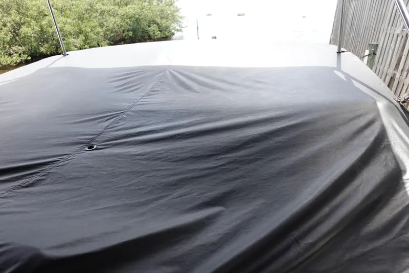 Slide: The Image of Carver 396 Aft Cabin Motor Yacht 2004 - 86