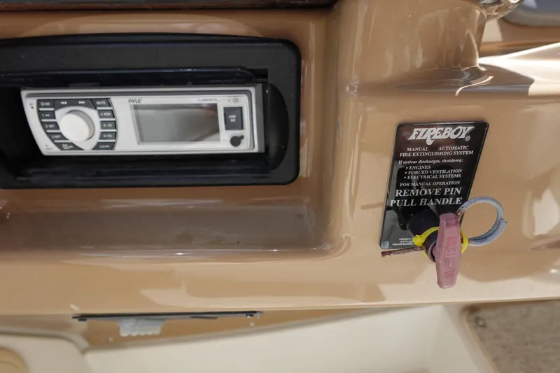 Slide: The Image of Carver 396 Aft Cabin Motor Yacht 2004 - 94