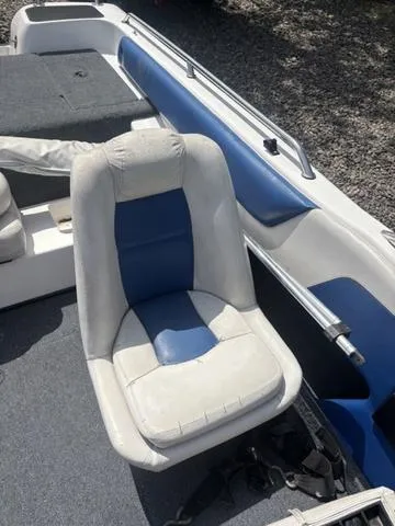 Slide: The Image of Skeeter SL190 2002 - 10