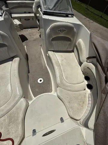 Slide: The Image of Stingray 215 LR 2012 - 5