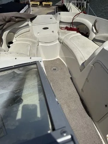 Slide: The Image of Stingray 215 LR 2012 - 9