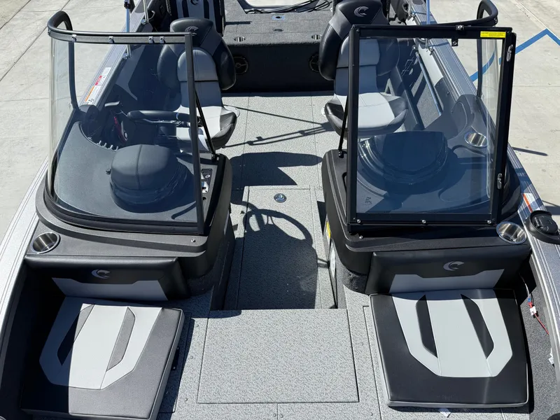Slide: The Image of Crestliner Super Hawk 1750 w/ 150HP Mercury! 2025 - 13