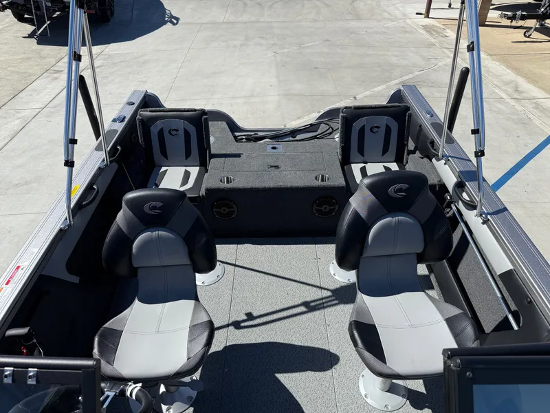 Slide: The Image of Crestliner Super Hawk 1750 w/ 150HP Mercury! 2025 - 5