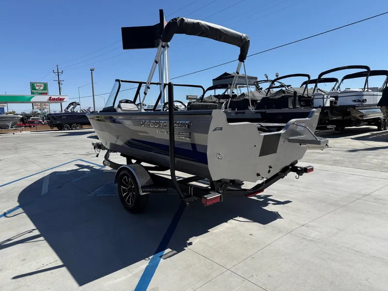 Slide: The Image of Crestliner Super Hawk 1750 w/ 150HP Mercury! 2025 - 8