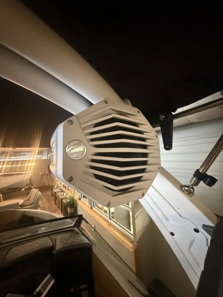 Slide: The Image of Tigé Z1 2025 - 19