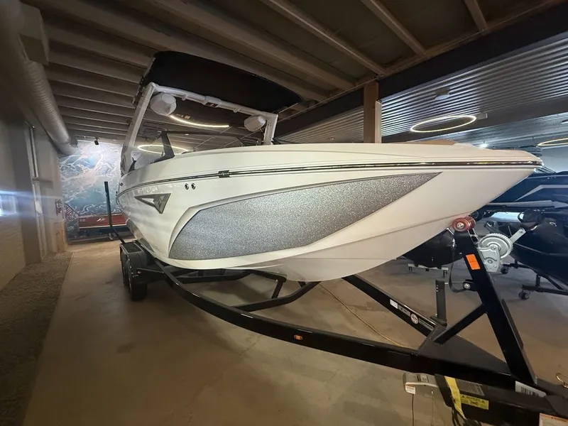 Slide: The Image of Tigé Z1 2025 - 2