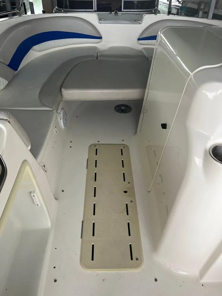 Slide: The Image of Glastron DS 215 DB 2006 - 14