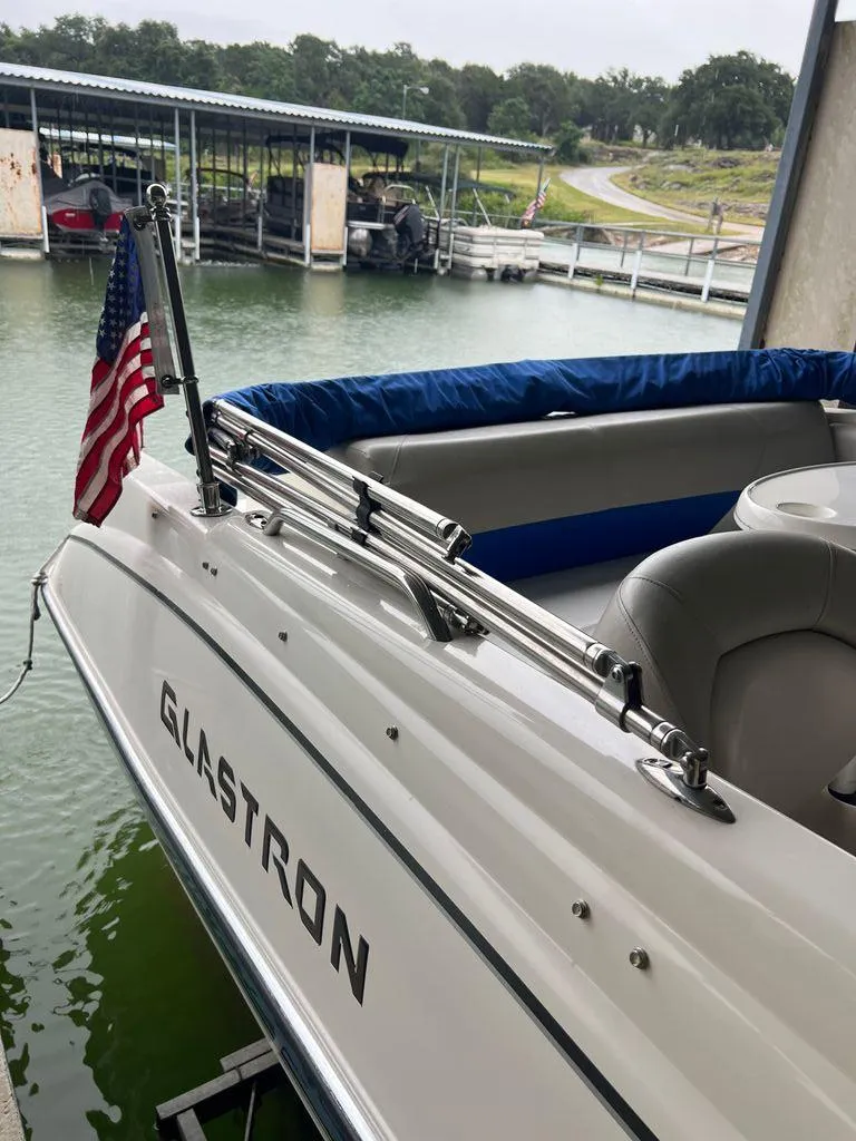 Slide: The Image of Glastron DS 215 DB 2006 - 21