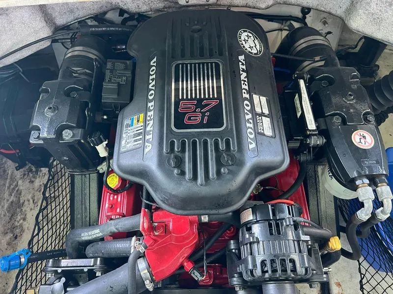 Slide: The Image of Glastron DS 215 DB 2006 - 28