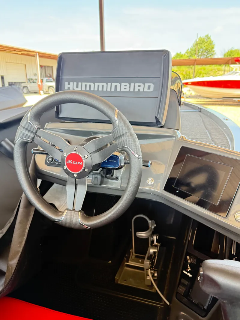 Slide: The Image of Ikon LX20 2024 - 8