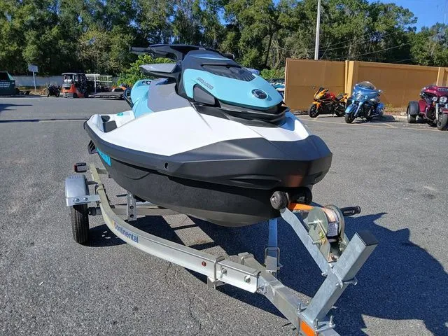 Slide: The Image of Sea-Doo GTI 2025 - 11