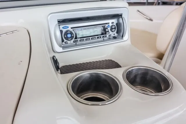 Slide: The Image of Tracker Q5SF 2010 - 10