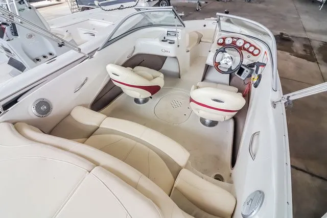 Slide: The Image of Tracker Q5SF 2010 - 4