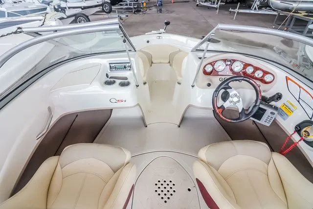 Slide: The Image of Tracker Q5SF 2010 - 5