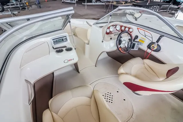 Slide: The Image of Tracker Q5SF 2010 - 6