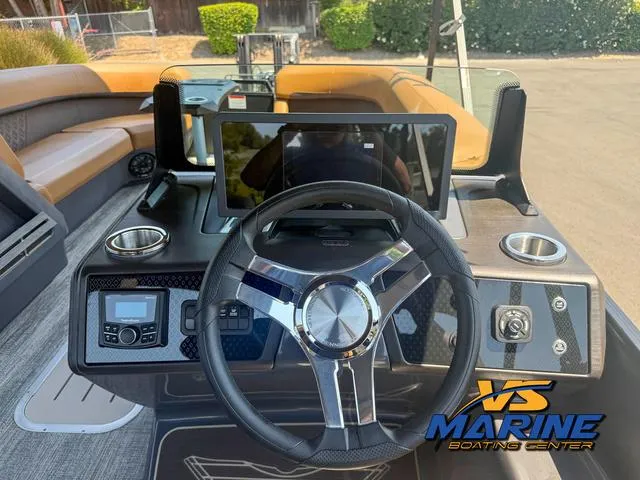 Slide: The Image of Bennington M Swingback 24 MSB 2025 - 20