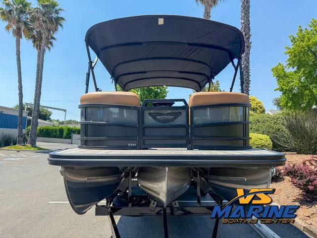 Slide: The Image of Bennington M Swingback 24 MSB 2025 - 3