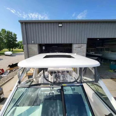 Slide: The Image of Chaparral 300 OSX 2022 - 16