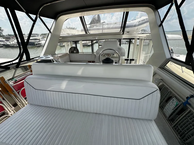 Slide: The Image of Inflatable boat with Mercury motor on Carver 440 Aft Cabin Motor Yacht, 1995 model. - 16
