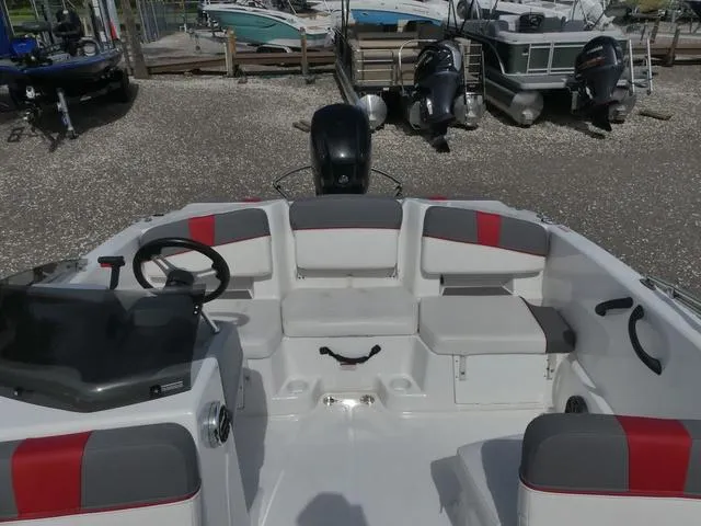 Slide: The Image of Tahoe T18 2023 - 16