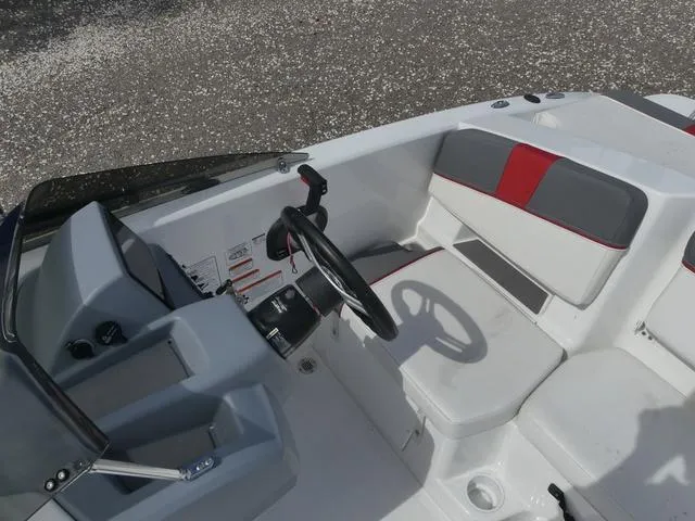 Slide: The Image of Tahoe T18 2023 - 17