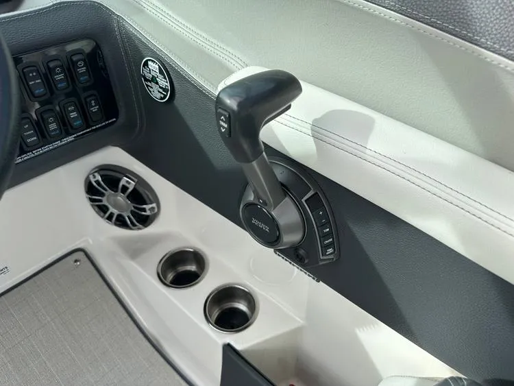 Slide: The Image of Regal LS6 Surf 2023 - 22