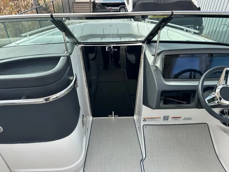 Slide: The Image of Regal LS6 Surf 2023 - 28