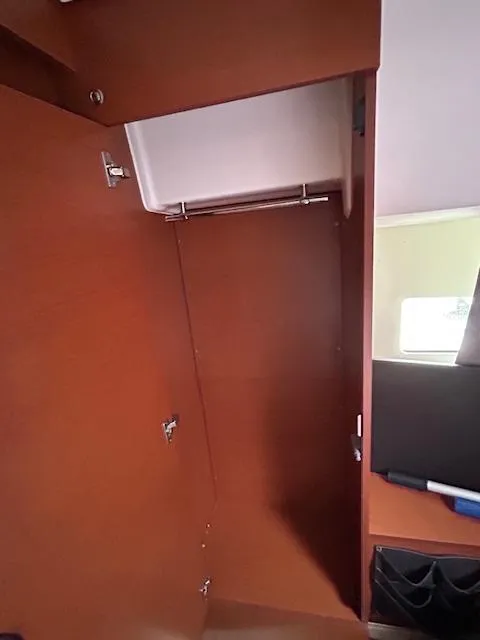 Slide: The Image of Jeanneau NC 9 2016 - 11