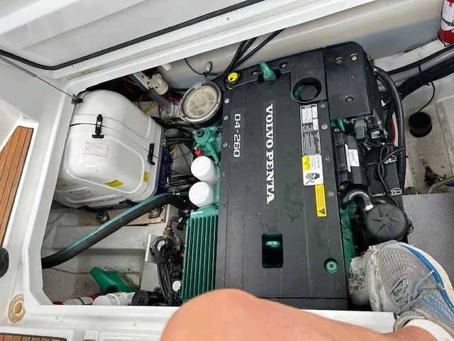 Slide: The Image of Jeanneau NC 9 2016 - 13