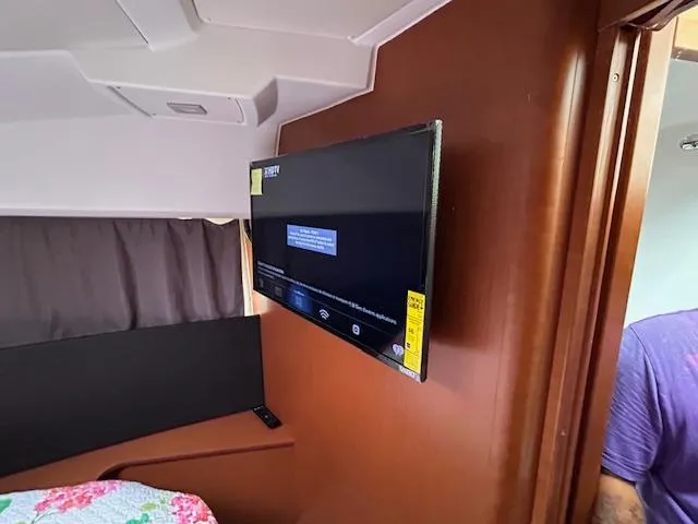 Slide: The Image of Jeanneau NC 9 2016 - 7