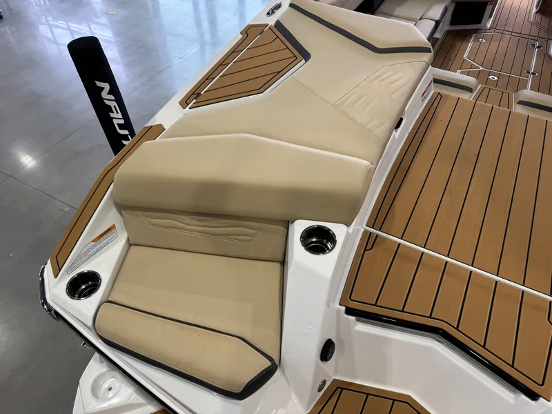Slide: The Image of Nautique Super Air Nautique G23 2026 - 12
