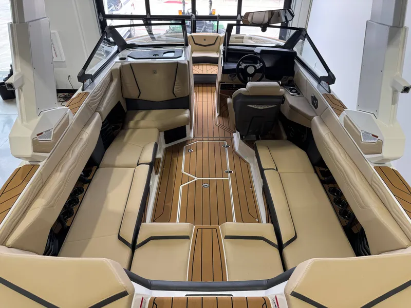 Slide: The Image of Nautique Super Air Nautique G23 2026 - 13