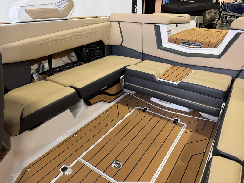 Slide: The Image of Nautique Super Air Nautique G23 2026 - 15