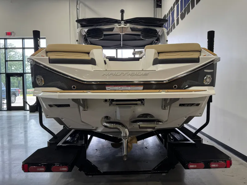 Slide: The Image of Nautique Super Air Nautique G23 2026 - 6