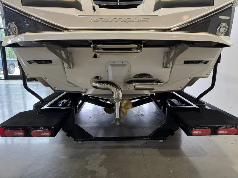 Slide: The Image of Nautique Super Air Nautique G23 2026 - 7