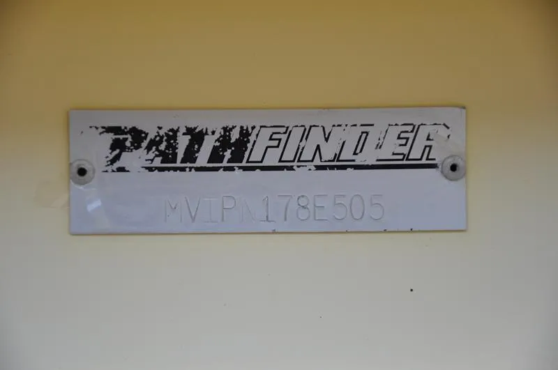 Slide: The Image of Pathfinder 2200 2005 model identification plate with serial number MVIPN178E505. - 34