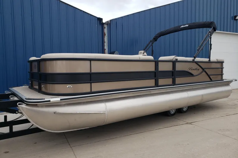 Slide: The Image of 2026 Bentley Pontoons Legacy 243 Cruise, sleek design with modern features. - 18