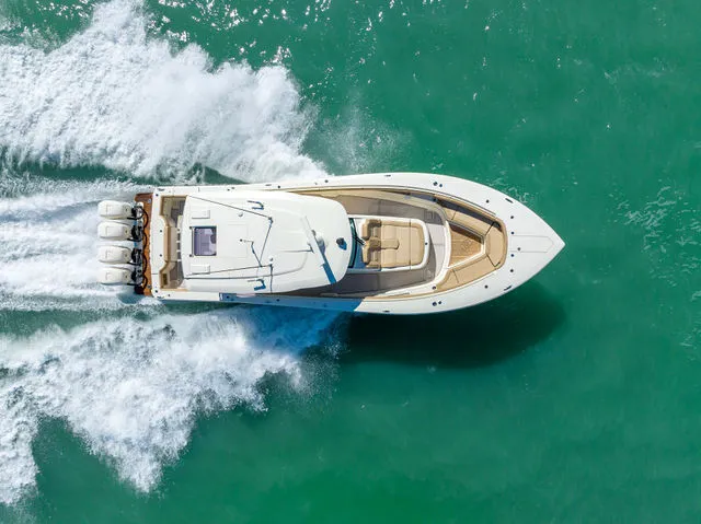 Slide: The Image of Scout 420 LXF 2018 - 101