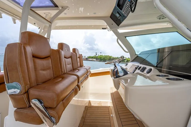 Slide: The Image of Scout 420 LXF 2018 - 67