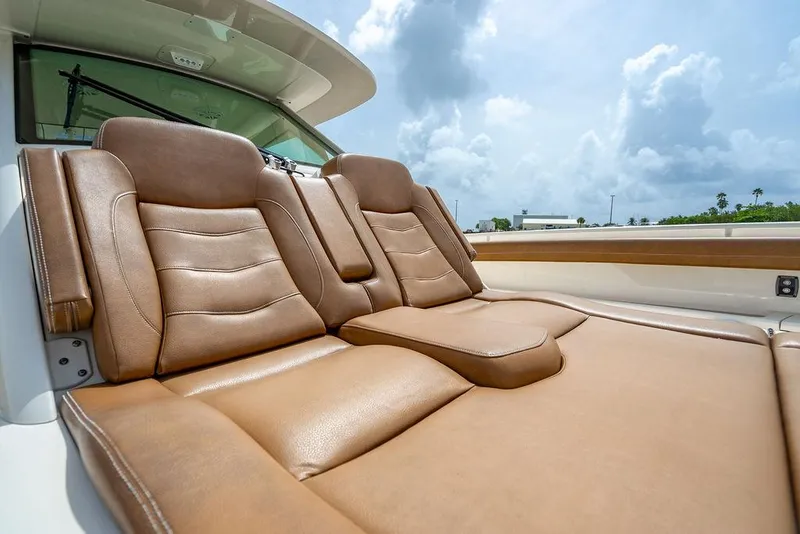 Slide: The Image of Scout 420 LXF 2018 - 80