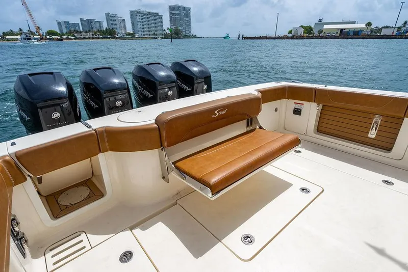 Slide: The Image of Scout 420 LXF 2018 - 82