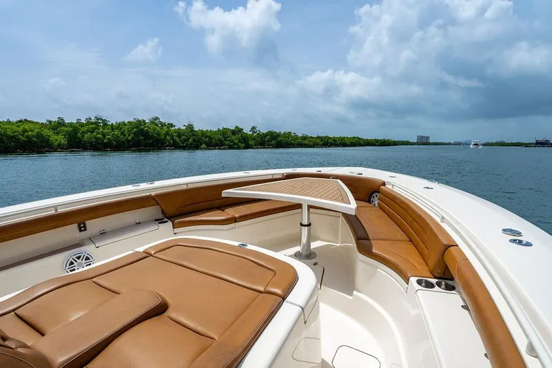 Slide: The Image of Scout 420 LXF 2018 - 89