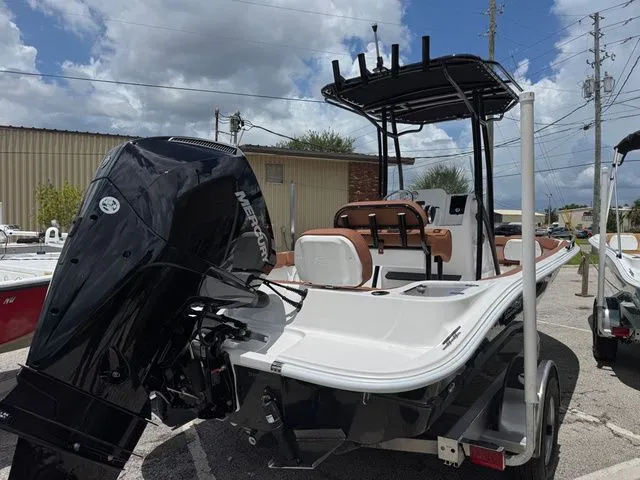 Slide: The Image of ALK 2 Powerboats 23CRX 2025 - 6